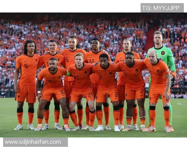 南京足球队荣登足球意识排行榜首位引领全国球队新风尚