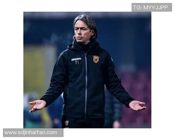 因扎吉足球明星风采尽显帅气图片集锦回顾他的辉煌瞬间