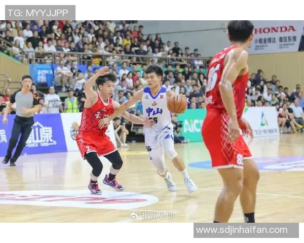 广州篮球队灵活性排名提升至第四名展现出色团队实力与潜力 广州篮球队灵活性排名提升至第四名展现出色团队实力与潜力