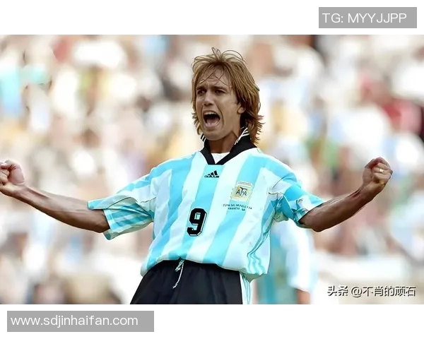 日本足球明星高清图片欣赏与背后的故事揭秘