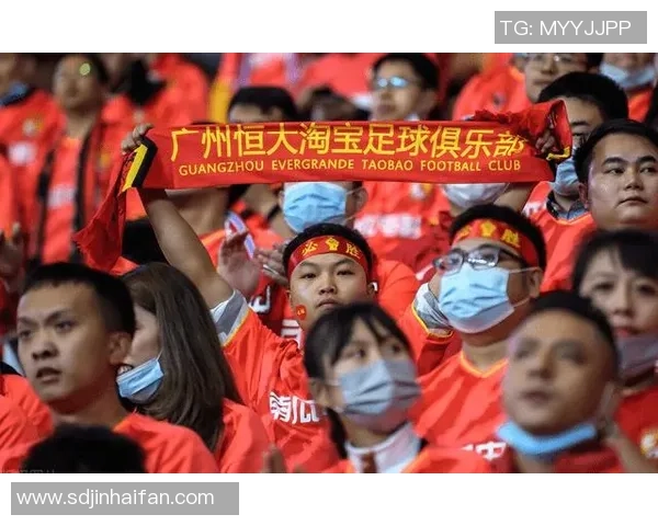 恒大足球主教练新任命引发热议球迷期待球队重回巅峰状态